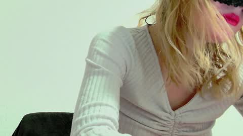 Anni online show from 12-07-24, 08:05