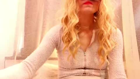 Anni online show from 02-09-25, 11:58