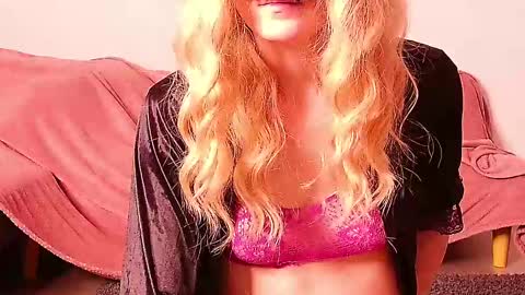 Anni online show from 02-16-25, 04:09