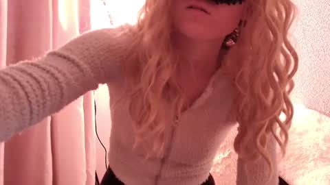 Anni online show from 03-02-25, 06:27