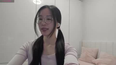 Angela online show from 11-30-25, 01:31