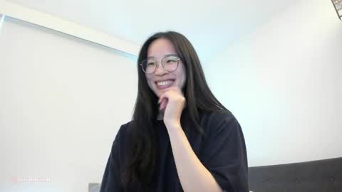 Angela online show from 05-09-26, 02:28