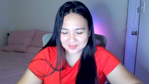 Snapshot of secretlover010101 chatting on 05-08-26, 06:08 MILAN online show from 05-08-26, 06:08