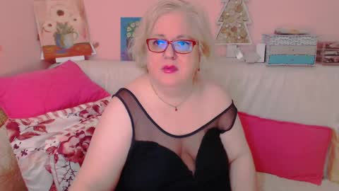 Snapshot of secretloverbbw chatting on 02-12-25, 09:11 Alice online show from 02-12-25, 09:11