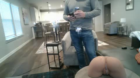 Snapshot of secretlyseductive9399 chatting on 01-10-25, 10:04 secretlyseductive9399 online show from 01-10-25, 10:04