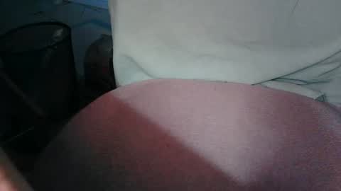 Snapshot of secretrub chatting on 02-08-25, 02:05 secretrub online show from 02-08-25, 02:05