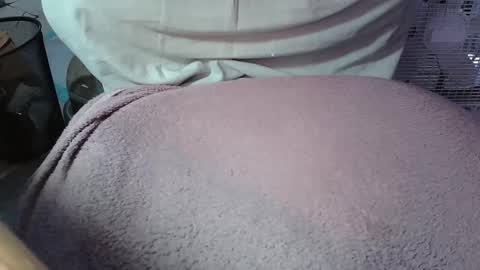 Snapshot of secretrub chatting on 02-21-25, 02:38 secretrub online show from 02-21-25, 02:38