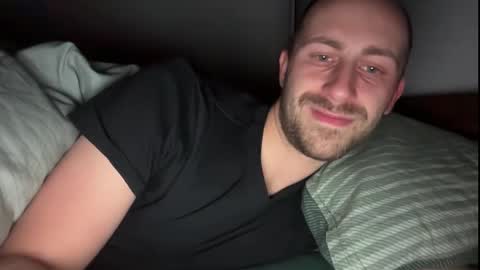 Snapshot of seducemepleae chatting on 11-22-25, 08:52 seducemepleae online show from 11-22-25, 08:52