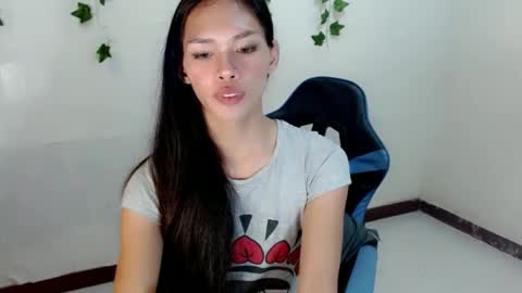 seducive_allea online show from 10-15-25, 05:57