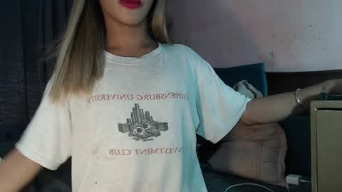 seductive_levie69 online show from 03-25-26, 11:05