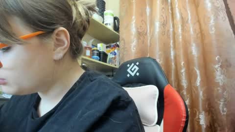 seductive_she_wolf online show from 04-20-26, 06:53