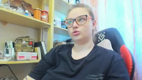 seductive_she_wolf online show from 06-03-26, 03:09