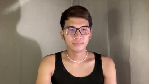 Snapshot of seductive_william chatting on 09-11-25, 11:10 William online show from 09-11-25, 11:10