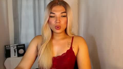 Deluxe online show from 09-12-25, 04:01