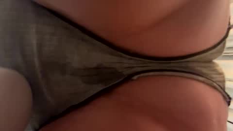 Snapshot of seductivekittydeluxe chatting on 10-13-25, 10:59 seductivekittydeluxe online show from 10-13-25, 10:59