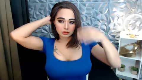 Snapshot of seductivelatina69 chatting on 02-10-25, 04:47 Lala online show from 02-10-25, 04:47