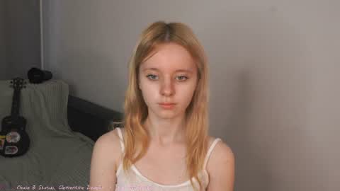See Its honey bunny  im Lana online show from 06-21-26, 04:31