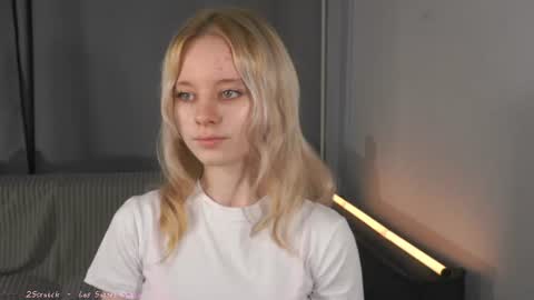 See Its honey bunny  im Lana online show from 07-02-26, 04:13