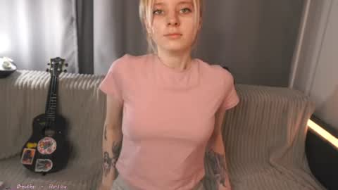 See Its honey bunny  im Lana online show from 07-10-26, 04:20
