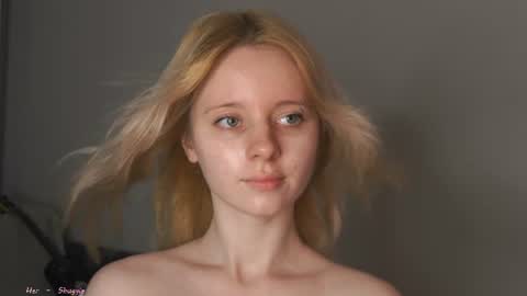 See Its honey bunny  im Lana online show from 07-28-26, 04:39