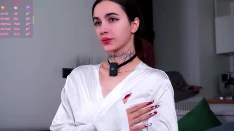 Snapshot of seeeyoubaby chatting on 11-18-25, 03:16 Slavia online show from 11-18-25, 03:16