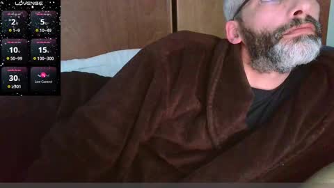 Snapshot of seewolf1000 chatting on 12-25-24, 02:56 seewolf1000 online show from 12-25-24, 02:56