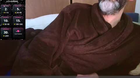 Snapshot of seewolf1000 chatting on 12-27-24, 08:13 seewolf1000 online show from 12-27-24, 08:13