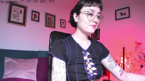 Snapshot of segismunda chatting on 12-13-24, 12:42 Luciana online show from 12-13-24, 12:42