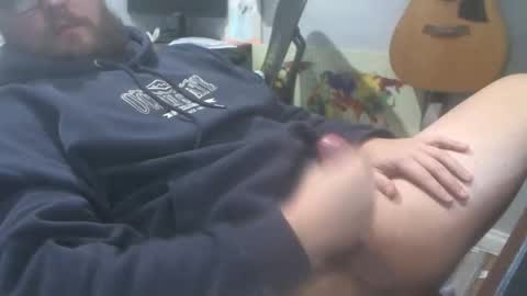 Snapshot of seigejay chatting on 09-15-25, 02:22 seigejay online show from 09-15-25, 02:22