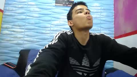 Seigfried online show from 02-23-25, 07:17