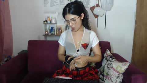 Snapshot of seleena_01 chatting on 12-02-24, 11:18 seleena_01 online show from 12-02-24, 11:18