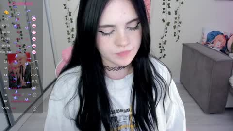 Selena  online show from 02-03-25, 08:13