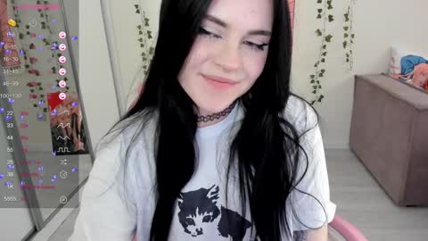 Selena  online show from 02-07-25, 07:50