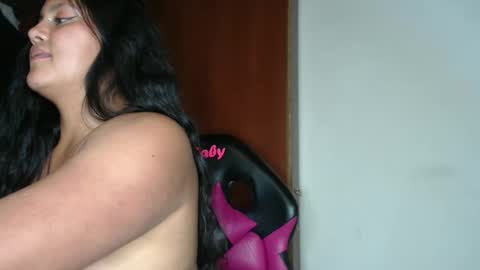 Snapshot of selena__angel chatting on 02-11-25, 10:59 Gaby  but call me selena  instagram sele04angel1 online show from 02-11-25, 10:59