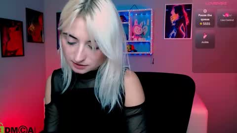 selena addison online show from 11-21-25, 09:24