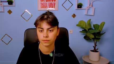selena  online show from 07-26-26, 06:37