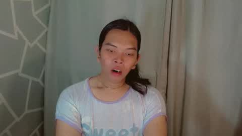 Selena online show from 02-25-26, 01:26