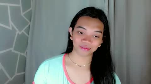 Selena online show from 02-25-26, 01:43