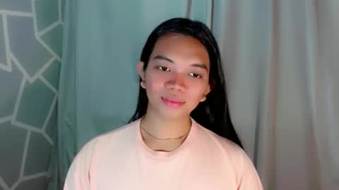 Selena online show from 03-27-26, 11:04