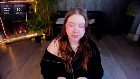 Selena online show from 03-07-26, 01:41