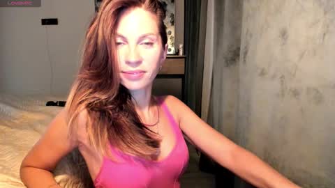 Snapshot of selena_rase chatting on 10-05-25, 04:27 Selena online show from 10-05-25, 04:27