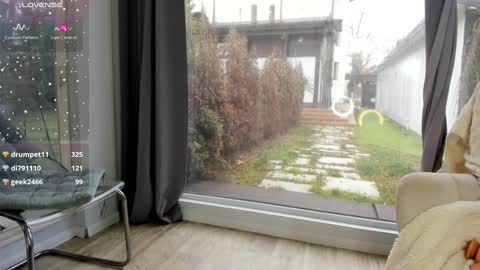 Snapshot of selena_reeves chatting on 12-30-24, 10:53 Selena online show from 12-30-24, 10:53