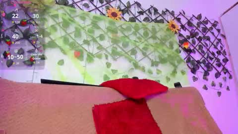 Selena  online show from 10-28-25, 12:41