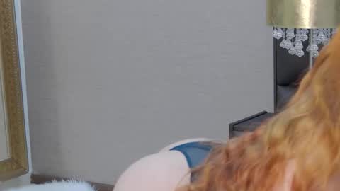 SelenaHanson online show from 04-15-26, 05:09