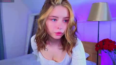 Snapshot of selenamills chatting on 01-14-26, 02:06 selenamills online show from 01-14-26, 02:06