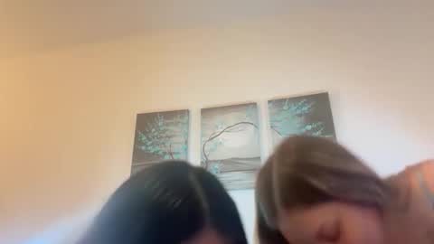 Selena online show from 02-06-26, 06:40