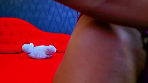 Selena Noir online show from 01-31-25, 05:09