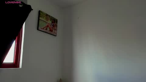 selenastonne online show from 04-26-26, 07:44