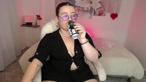 selene_rouse_ online show from 02-25-26, 11:36