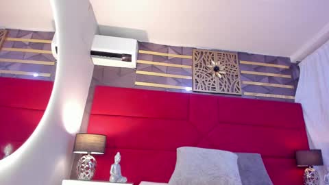 Snapshot of selene_tylor_ chatting on 03-09-25, 05:33 Selene online show from 03-09-25, 05:33